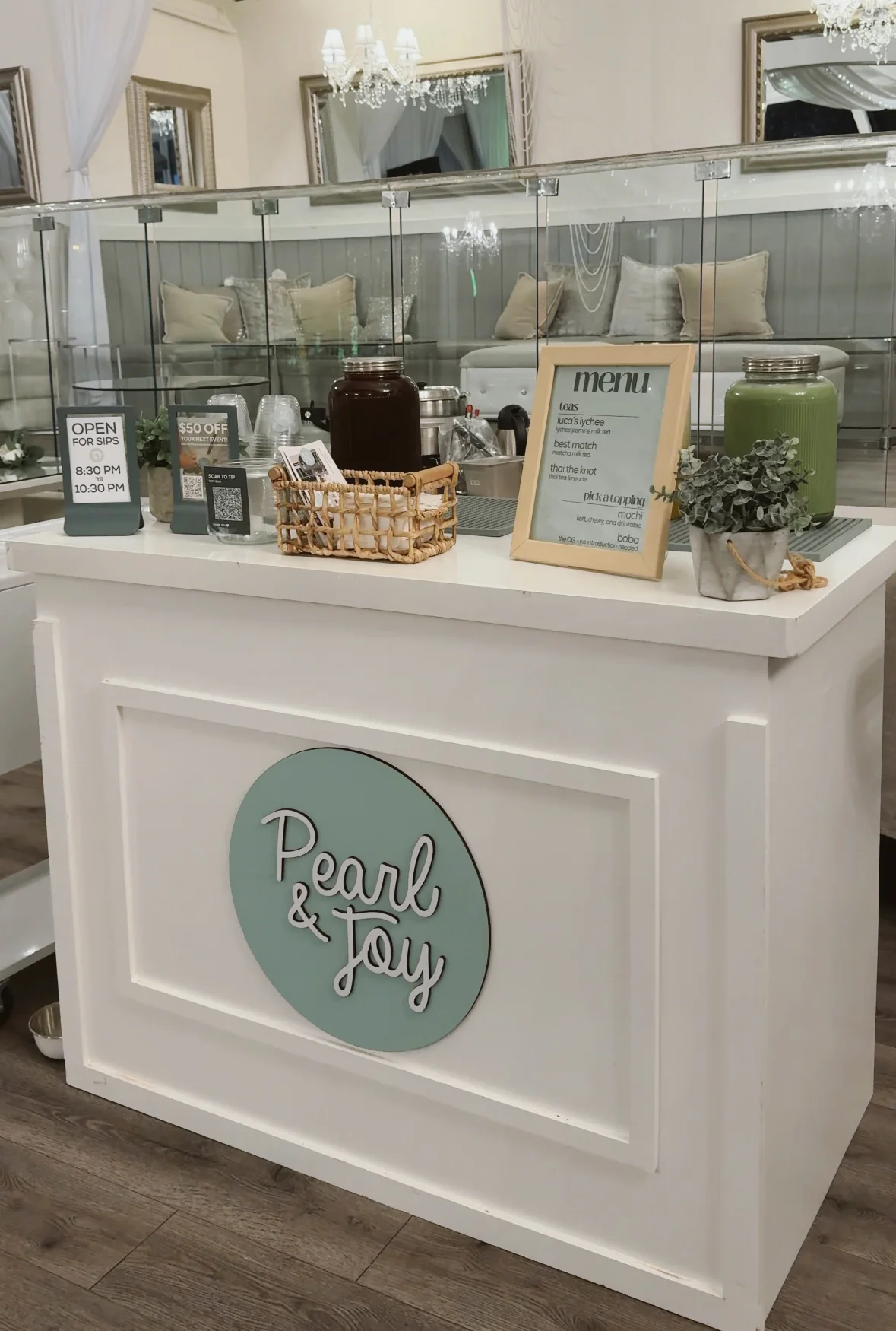 Pearl & Joy boba catering bar at an elegant Los Angeles and Orange County event venue